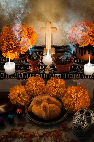 Altar de muertos fotos de stock, imágenes de Altar de muertos sin royalties | Depositphotos Altar de muertos fotos de stock, imágenes de Altar de muertos sin royalties | Depositphotos