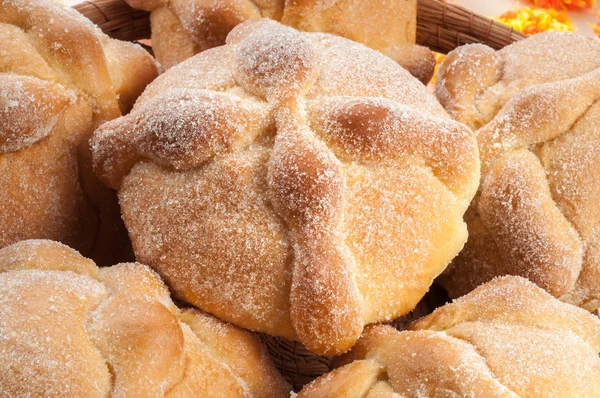 День мертвих хліба (Pan de Muerto) — стокове фото