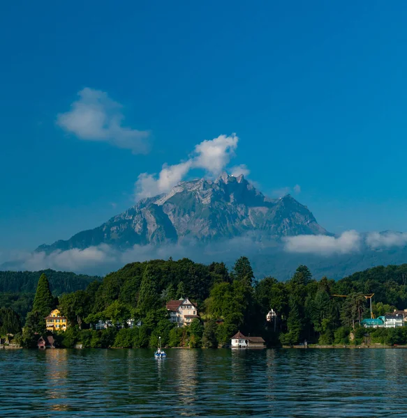 Una Foto Del Monte Pilato Vista Desde Lago Lucerna — Foto de Stock