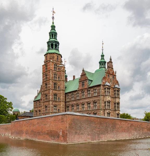 Μια Εικόνα Του Κάστρου Rosenborg Όπως Φαίνεται Από Γωνία Της — Φωτογραφία Αρχείου