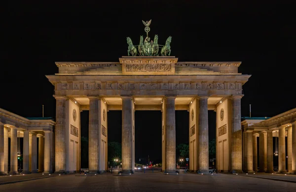 Gece Brandenburg Kapısı Nın Bir Resmi — Stok fotoğraf