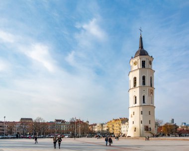 Vilnius 'taki Katedral Meydanı' nın bir resmi..