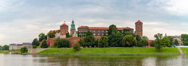 Een Panorama Foto Van Wawel Royal Castle — Stockfoto