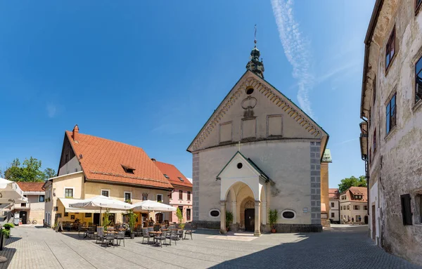 Una Imagen Iglesia San Jacob Plaza Skofja Loka — Foto de Stock