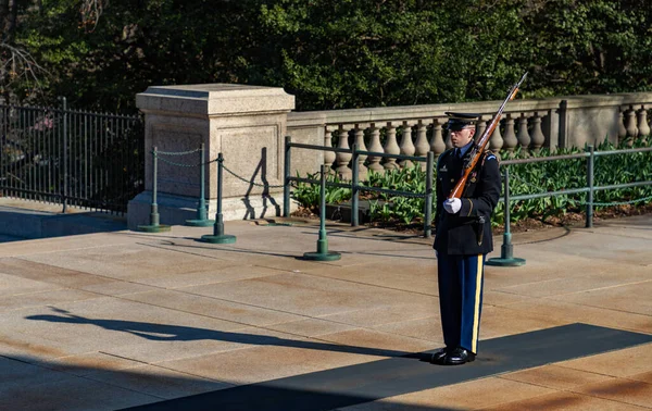 Picture Soldier Tomb Unknown Soldier Arlington National Cemetery — Stock Photo, Image