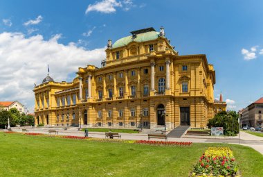 Hırvat Ulusal Tiyatrosu 'nun bir resmi.