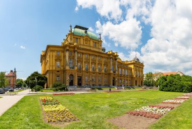 Hırvat Ulusal Tiyatrosu 'nun bir resmi.