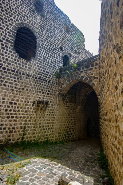 Εξωτερική Άποψη Ενός Μεγάλου Κτιρίου Μέσα Στο Κάστρο Margat Marqab — Φωτογραφία Αρχείου