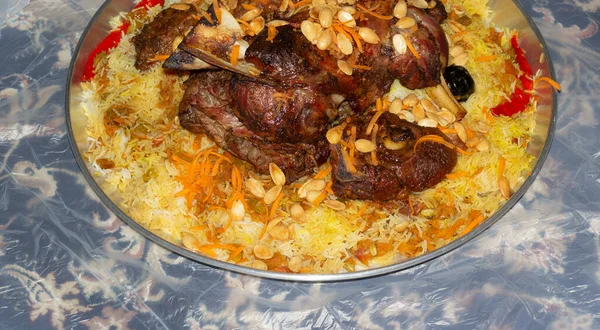 Mandi Adalah Hidangan Tradisional Dari Yaman Berupa Daging Nasi Dan — Stok Foto