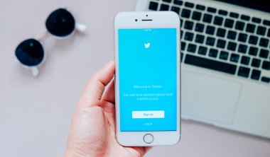 Apple iphone 6s tutan el 