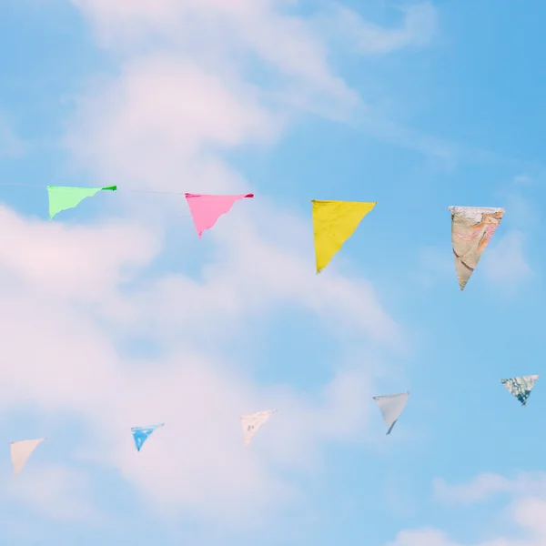 Bandeiras de bunting coloridas — Fotografia de Stock