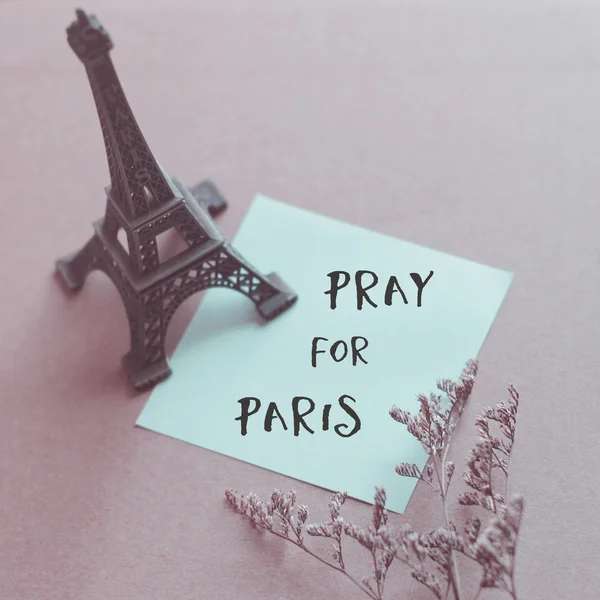Priez pour Paris, tour Eiffel — Photo