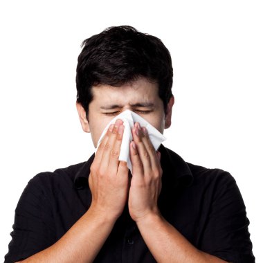 İspanyol adam hapşırma