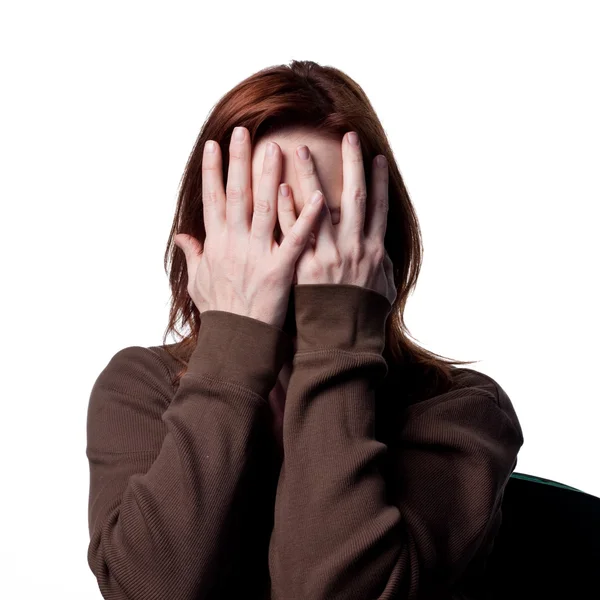 Mujer cabeza roja asustada — Foto de Stock