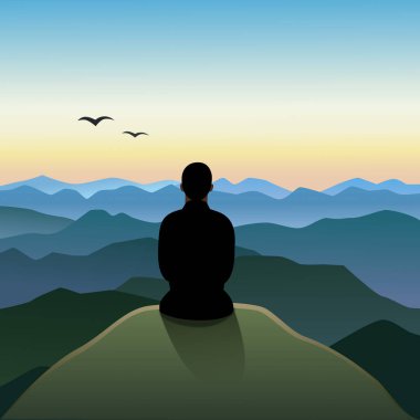 Bir kayanın üzerinde oturmuş dağlara ve günbatımına ya da gündoğumuna bakan birinin silueti.