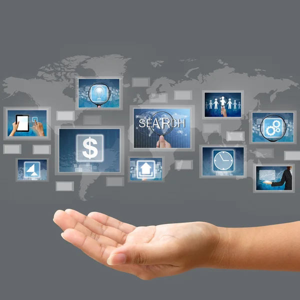Ruce drží obchodní koncepce na rozhraní dotykové obrazovky — Stock fotografie
