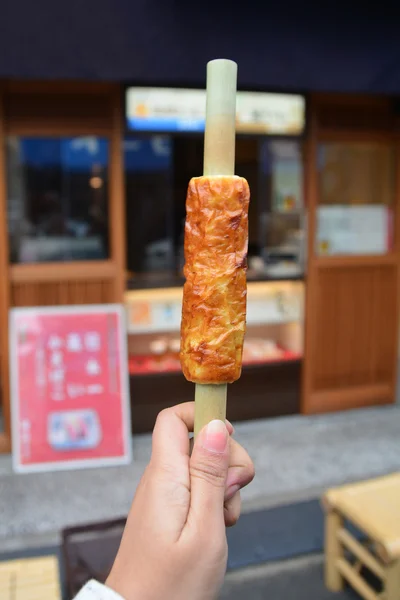 Chikuwa a la parrilla, comida japonesa —  Fotos de Stock