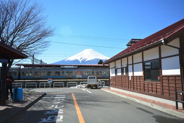 Mt Fuji FUJIKAWAGUCHIKO, JAPÃO - 16 de março de 2016 — Fotografia de Stock