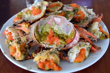 Yengeç'ın karaca, buğulaması deniz ürünleri