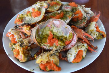 Dumanı tüten Crab'roe, deniz ürünleri