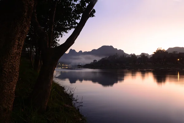Rivière de la chanson à Vang Vieng, Laos — Photo