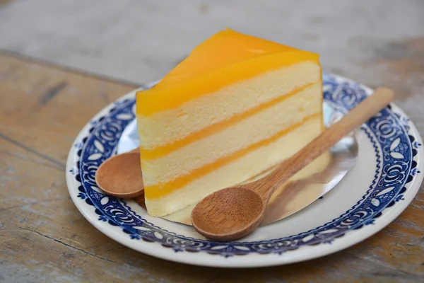 Tort pomarańczowy kawałek — Zdjęcie stockowe