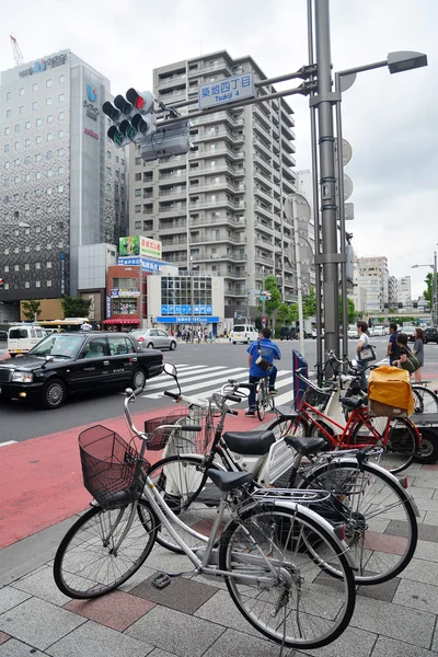 Tokyo, Japan - 18 augusti 2015: Cyklar i Tokyo, Japan. — Stockfoto