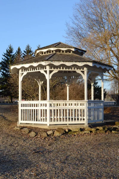 White Modern Gazebo Early Springtime Season — Stock Photo, Image