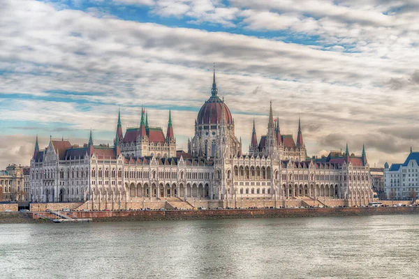 Magyarország Budapest 2019 Magyar Parlament Duna Partján Budapesten — Stock Fotó