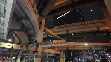 Hakozaki Kavşak Gecesi Görünümü 2025