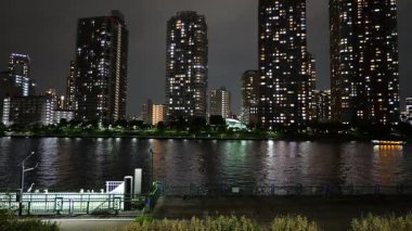 Etchujima Park Gece Manzarası, Japonya Tokyo Eylül 2025