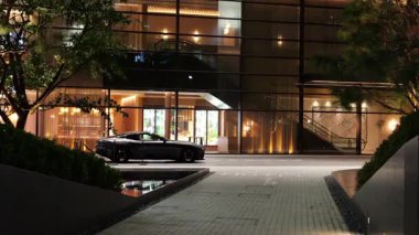 Mavi Cephe Shibaura Gece Manzarası, Japonya Tokyo Eylül 2025