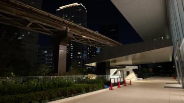 Mavi Cephe Shibaura Gece Manzarası, Japonya Tokyo Eylül 2025