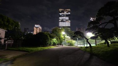 Hibiya Park Gece Manzarası, Japonya Tokyo Eylül 2025