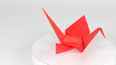 Japon kültürü origami vinç kağıt sanatı Orizuru