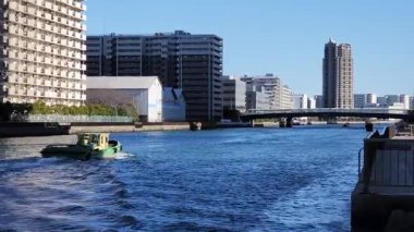 Japonya 'da nehir kenarı gezinti güvertesi 2024