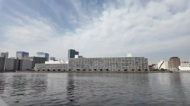 Japonya 'da nehir kenarı gezinti güvertesi 2024