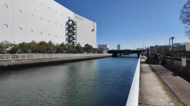 Japonya 'da nehir kenarı gezinti güvertesi 2024