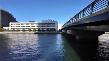 Japonya 'da nehir kenarı gezinti güvertesi 2024