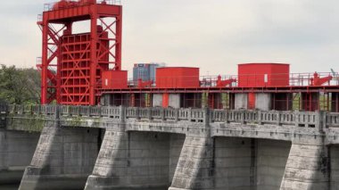 Eski Iwabuchi su kapısı, Japon Tokyo manzarası
