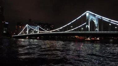 Sumida Nehri Gece Manzarası, Tokyo Japonya Eylül 2024