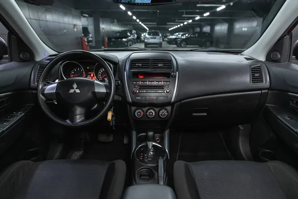 Novosibirsk Rusya Ekim 2020 Mitsubishi Asx Dark Car Interior Direksiyon — Stok fotoğraf