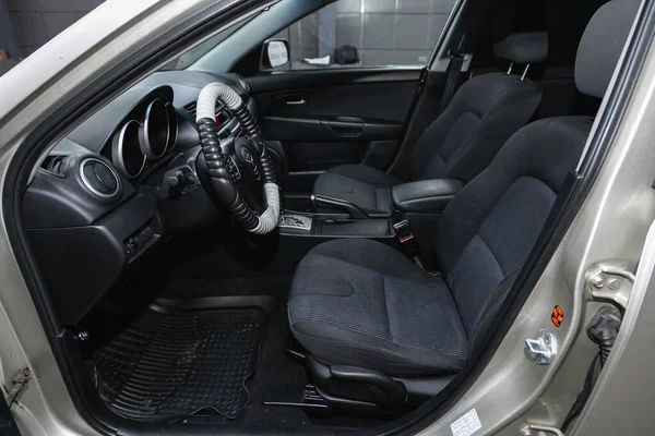 Novosibirsk Russia Ottobre 2020 Mazda Dark Car Interior Volante Leva — Foto Stock