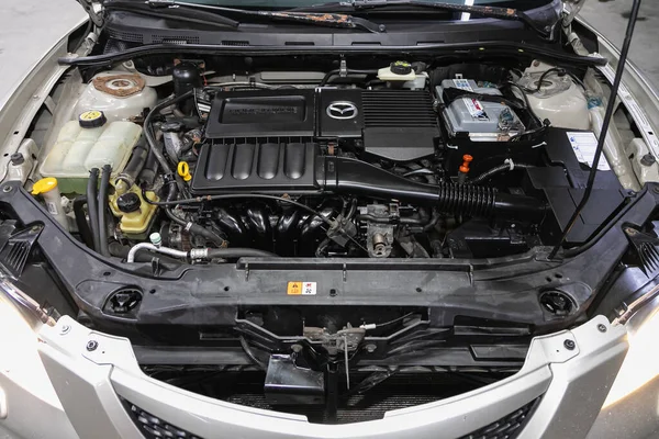 Novosibirsk Rusia Octubre 2020 Mazda Primer Plano Bloque Motor Limpio —  Fotos de Stock