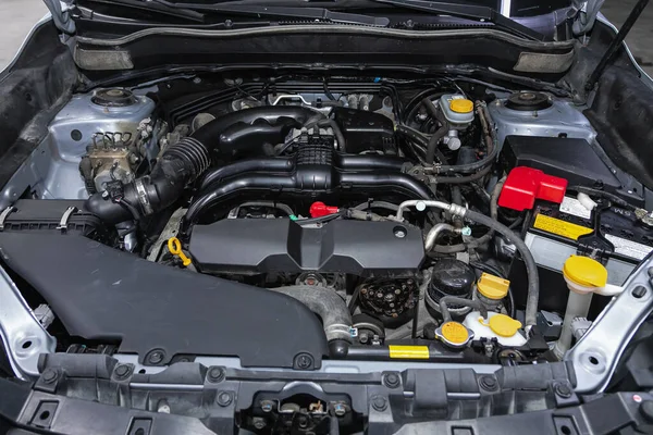 Novosibirsk Rússia Outubro 2020 Subaru Forester Car Engine Close Motor — Fotografia de Stock