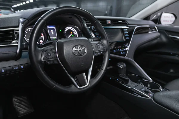 Novosibirsk Rusya Ekim 2020 Toyota Camry Kokpit Kabin Detayları Hız — Stok fotoğraf