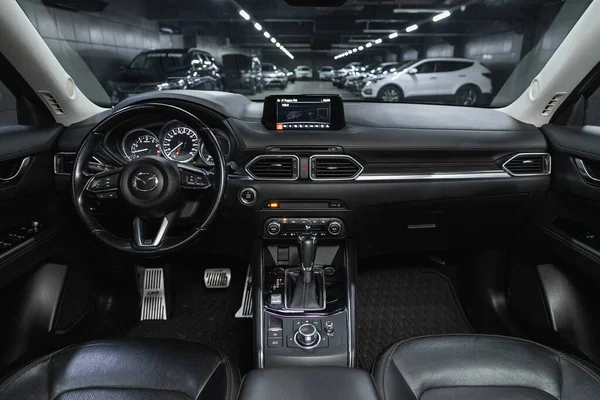 Novosibirsk Rusland November 2020 Mazda Stuurwiel Schuifhendel Multimediasysteem Bestuurdersstoelen Dashboard — Stockfoto