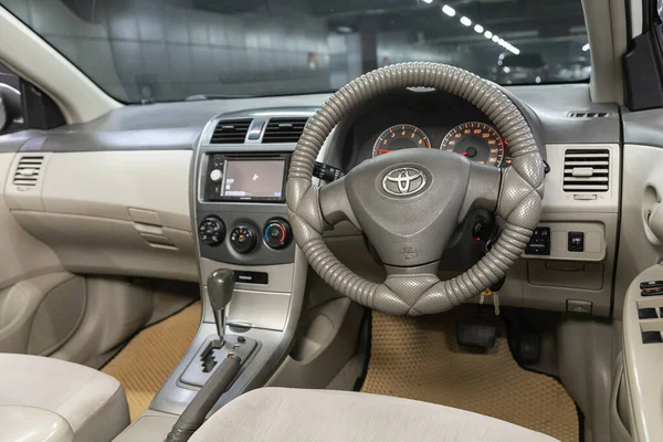 Nowosybirsk Rosja Grudnia 2020 Toyota Fielder Luksusowe Wnętrze Samochodu Kierownica — Zdjęcie stockowe
