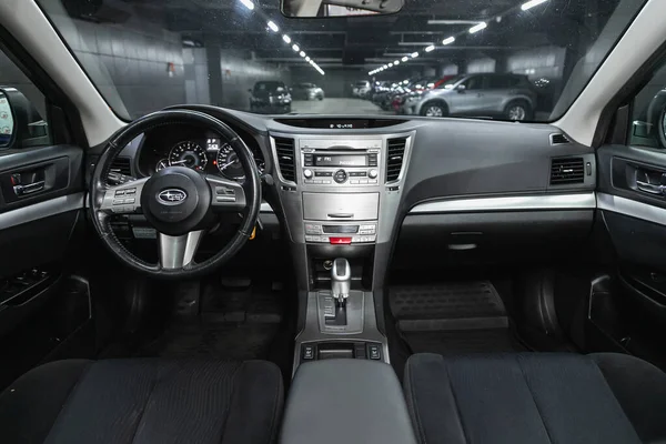 Novosibirsk Rusya Aralık 2020 Subaru Outback Direksiyon Vites Kolu Gösterge — Stok fotoğraf