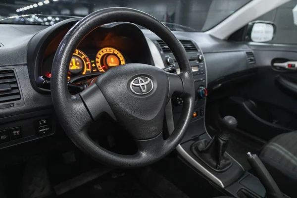 Novosibirsk Rusia Enero 2021 Toyota Corolla Salpicadero Reproductor Volante Con —  Fotos de Stock